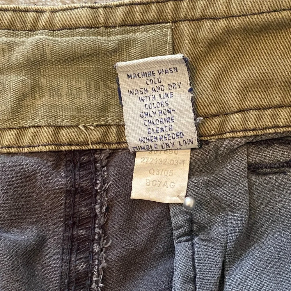 Old Navy Cargo Shorts Sz‎ 34 Gray Cotton Relaxed Fit Y2K Skater Grunge Utility